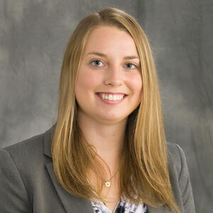 Elizabeth Neumann headshot