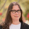 Head shot of Professor Catherine J. Murphy